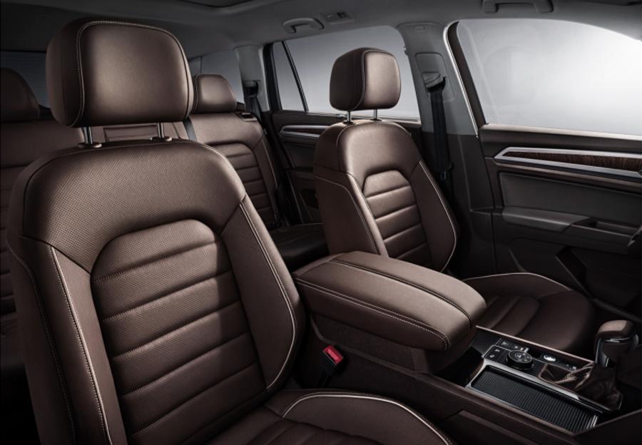 Интерьер Volkswagen Teramont 2017 года  (CN) (фото 29 из 40)